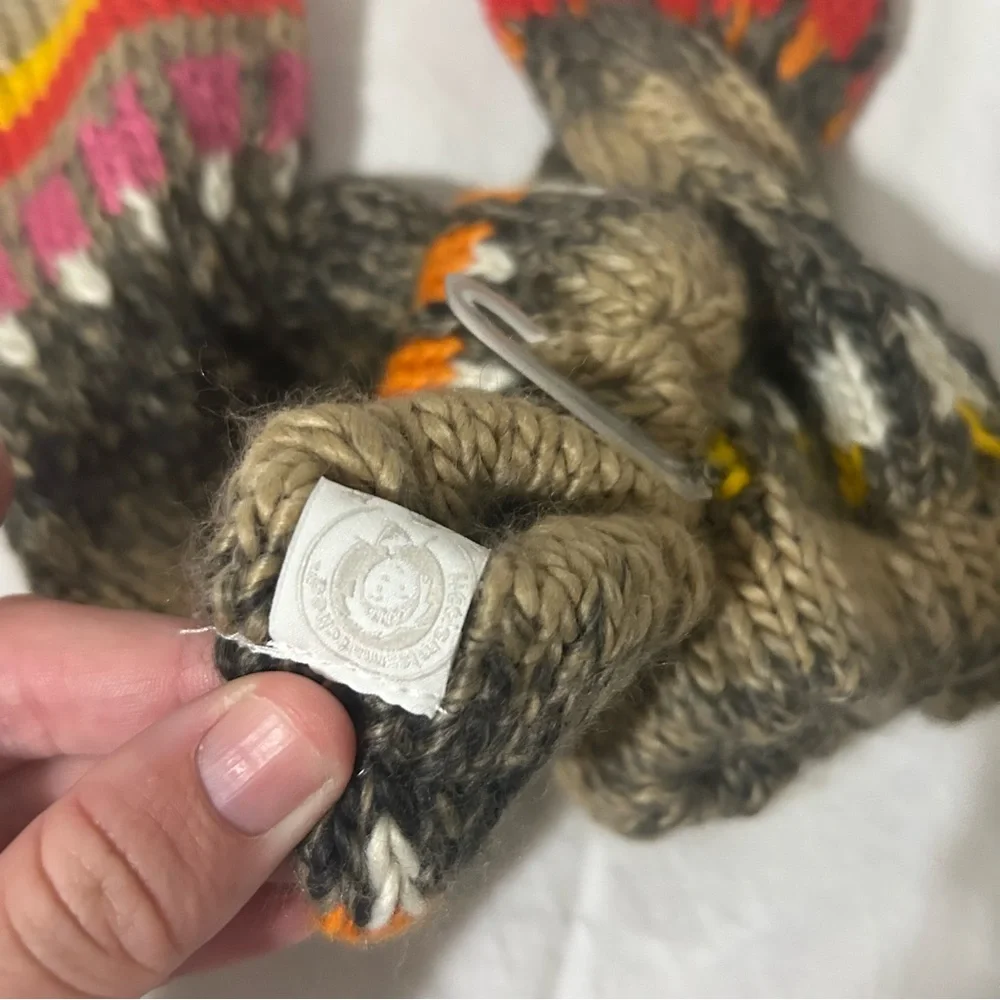 Knitted hand warmers/gloves NWOT